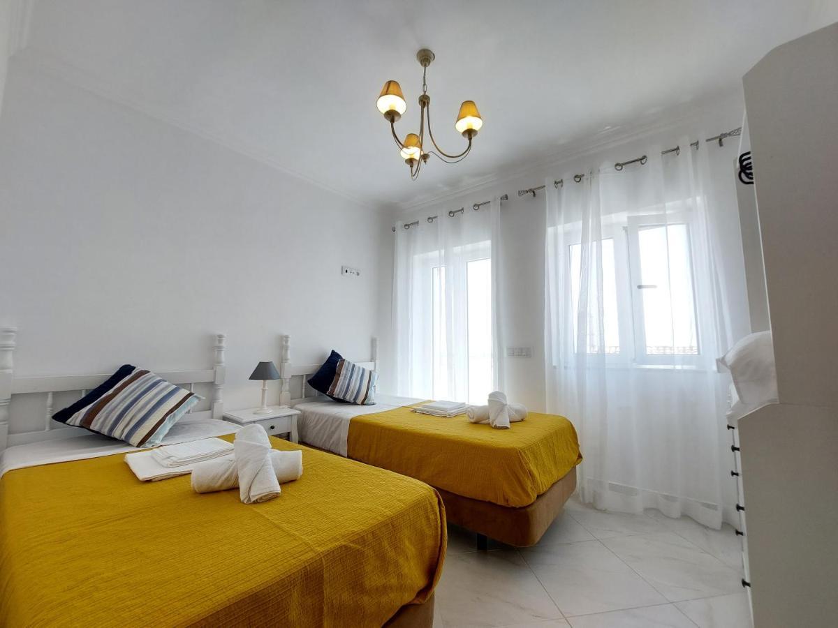 Encosta Do Sol Apartamentos アルブフェイラ エクステリア 写真